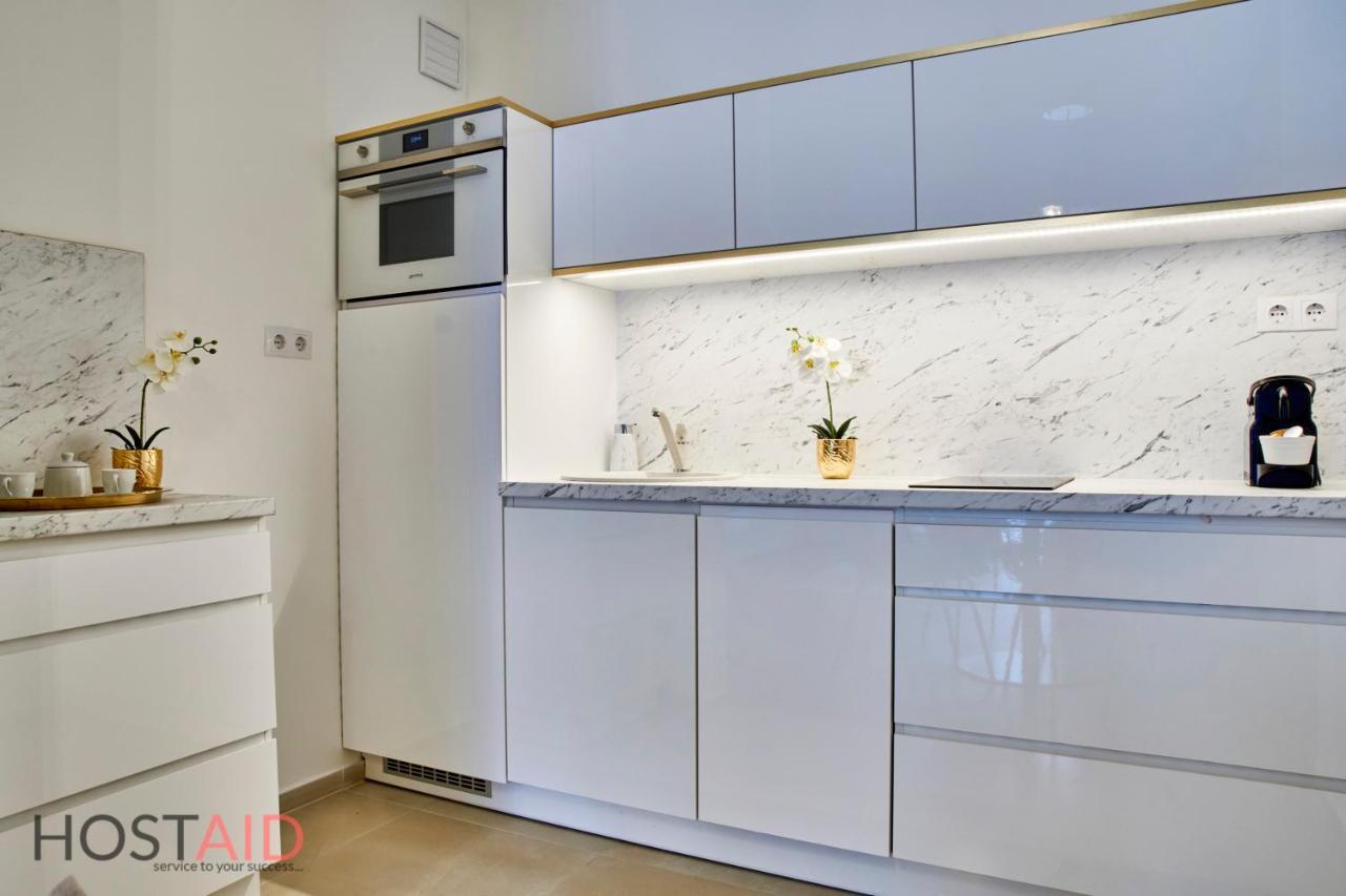 Azur Apartment - Hostaid Siofok Dış mekan fotoğraf