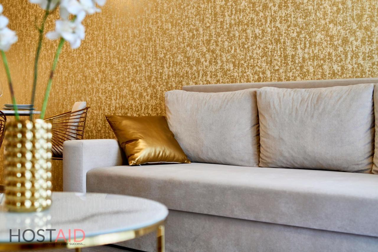 Azur Apartment - Hostaid Siofok Dış mekan fotoğraf