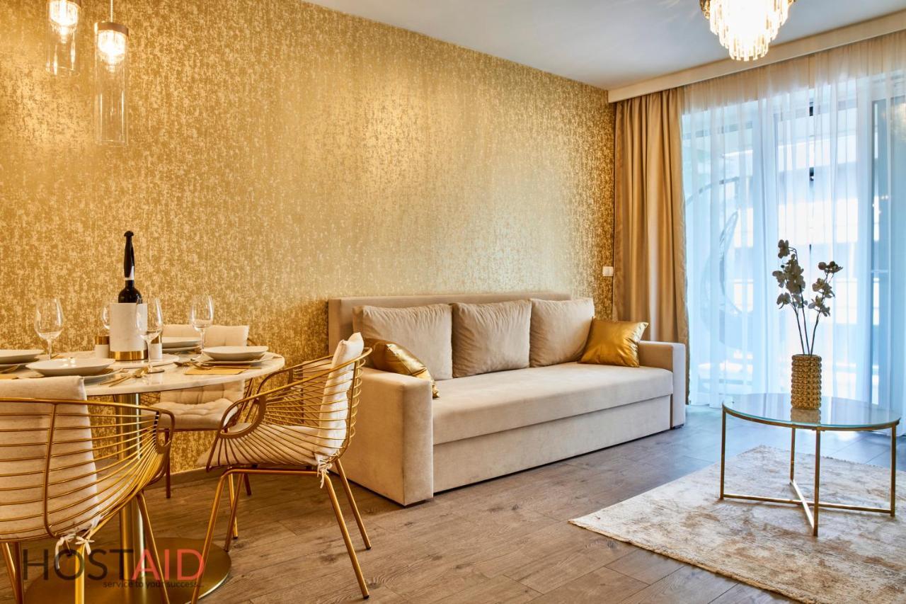 Azur Apartment - Hostaid Siofok Dış mekan fotoğraf