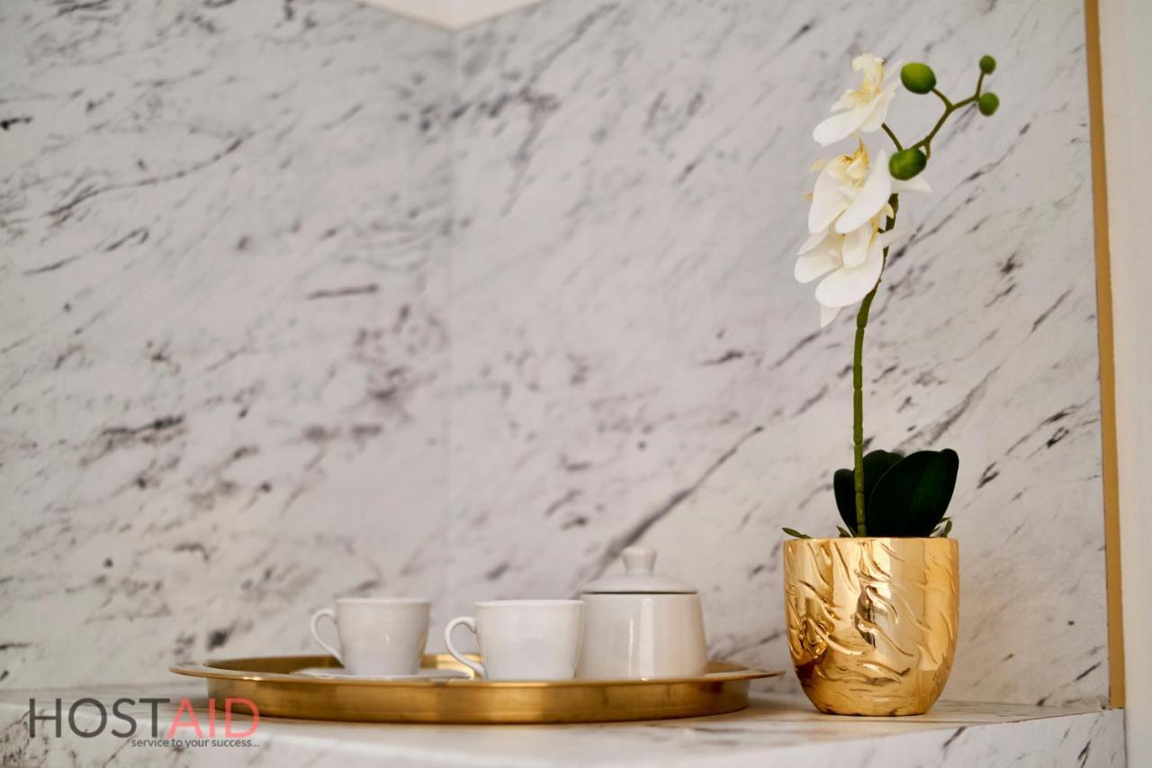 Azur Apartment - Hostaid Siofok Dış mekan fotoğraf